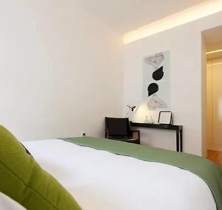 Sao Tome Flat | Bairro Das Colonias * Lisboa